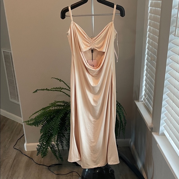 Oh Polly Satin Slip Dress in Buttercream - Picture 8 of 9